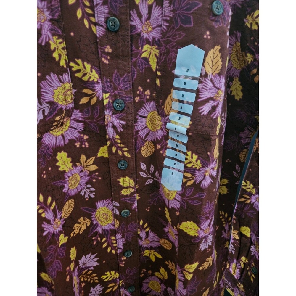 DULUTH TRADING COMPANY WOMEN'S SIZE M FREE SWINGIN FLANNEL SHIRT NWT - Picture 4 of 7